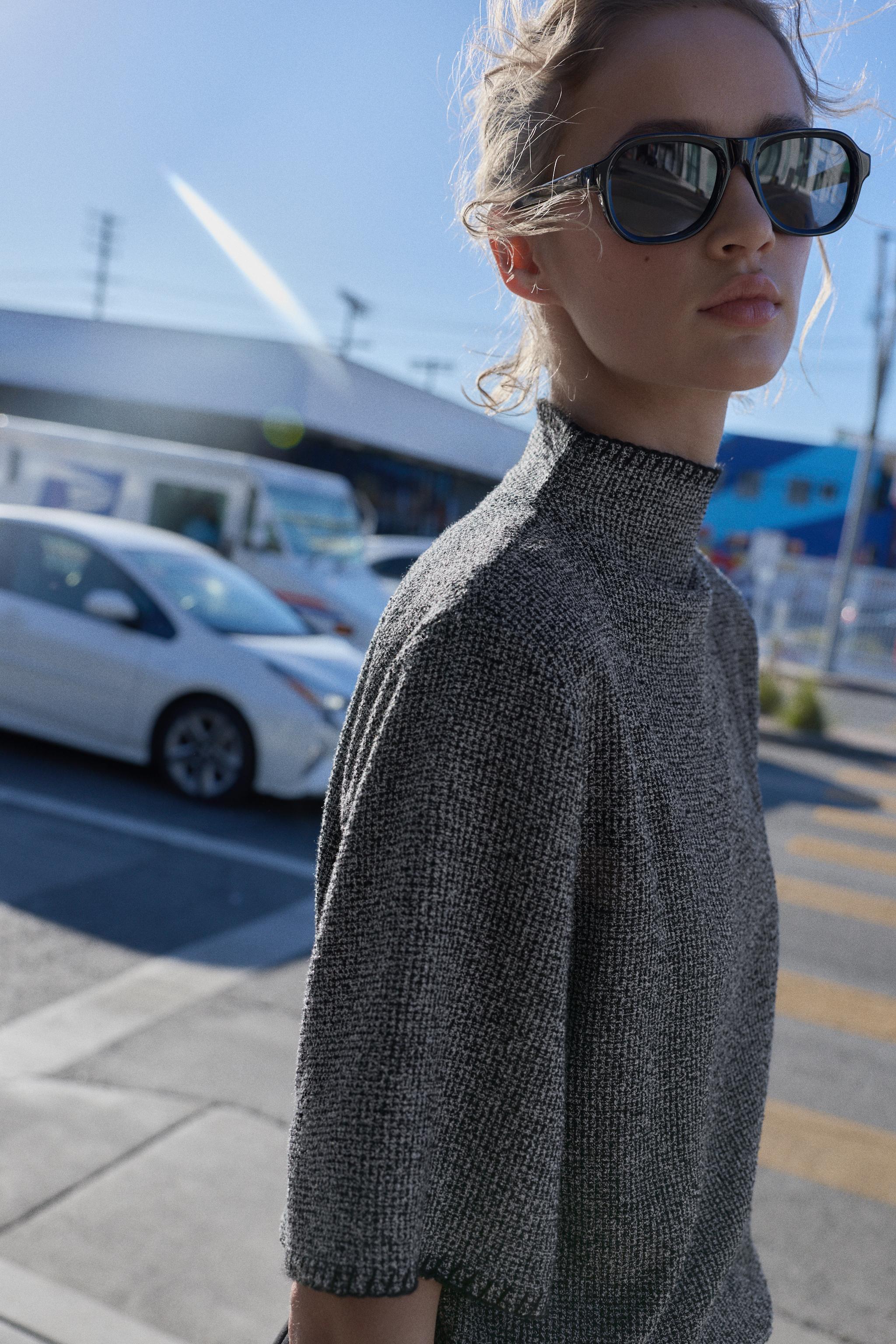 КОМБИНИРОВАННОЕ МИДИ-ПЛАТЬЕ