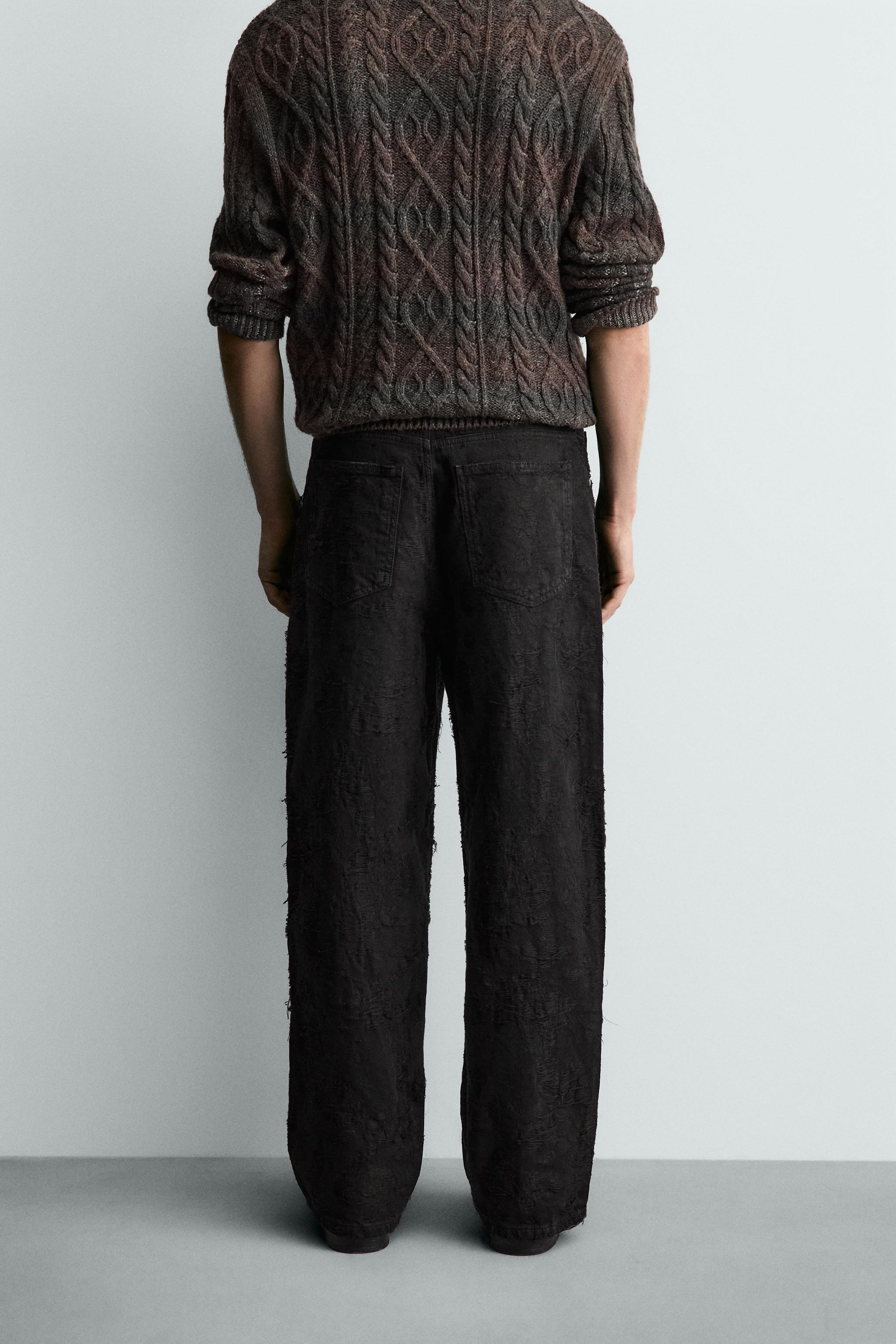 БРЮКИ ИЗ СТРУКТУРНОГО ЖАККАРДА