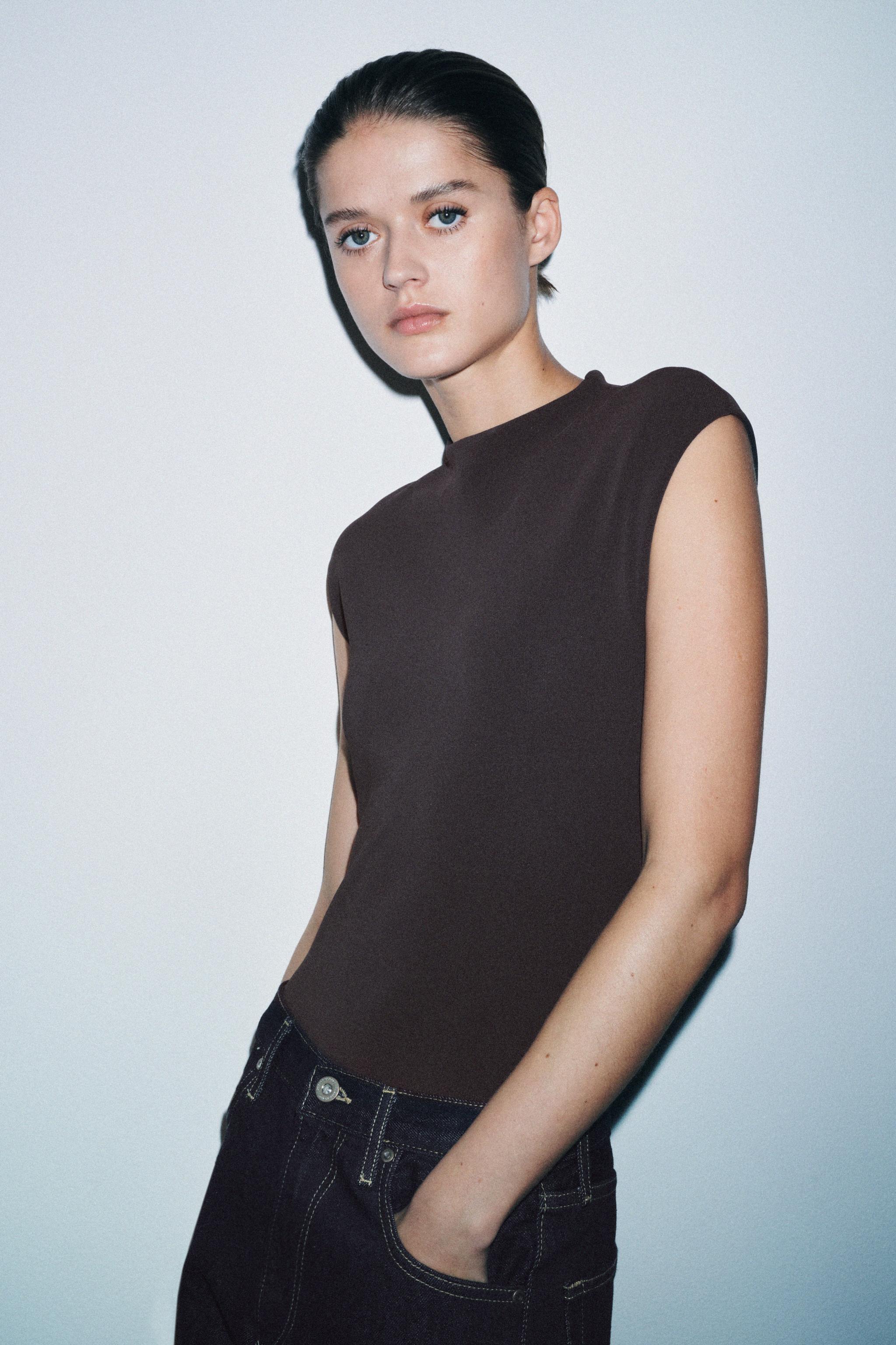 БОДИ СТРЕЙЧ С ВЫРЕЗАМИ