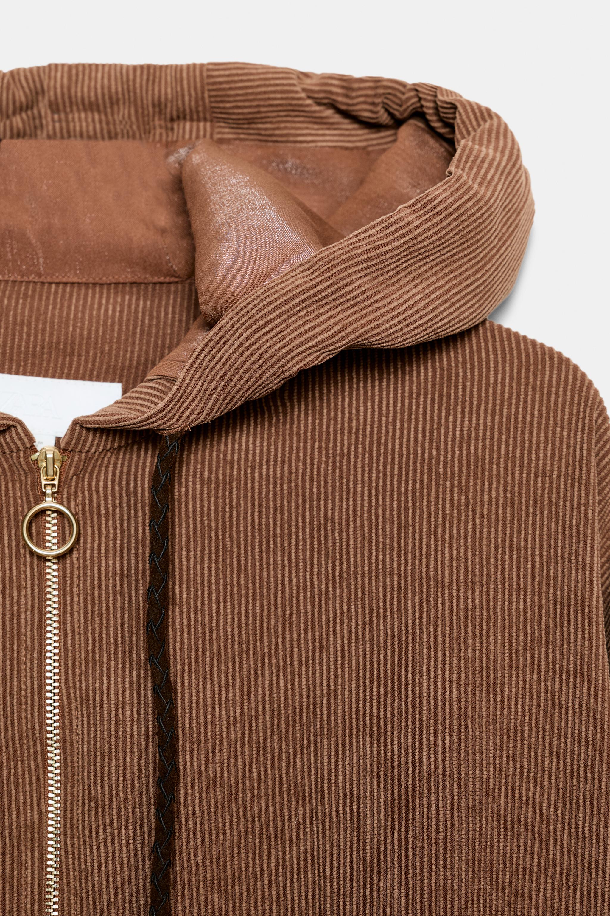 КУРТКА-БОМБЕР С КАПЮШОНОМ