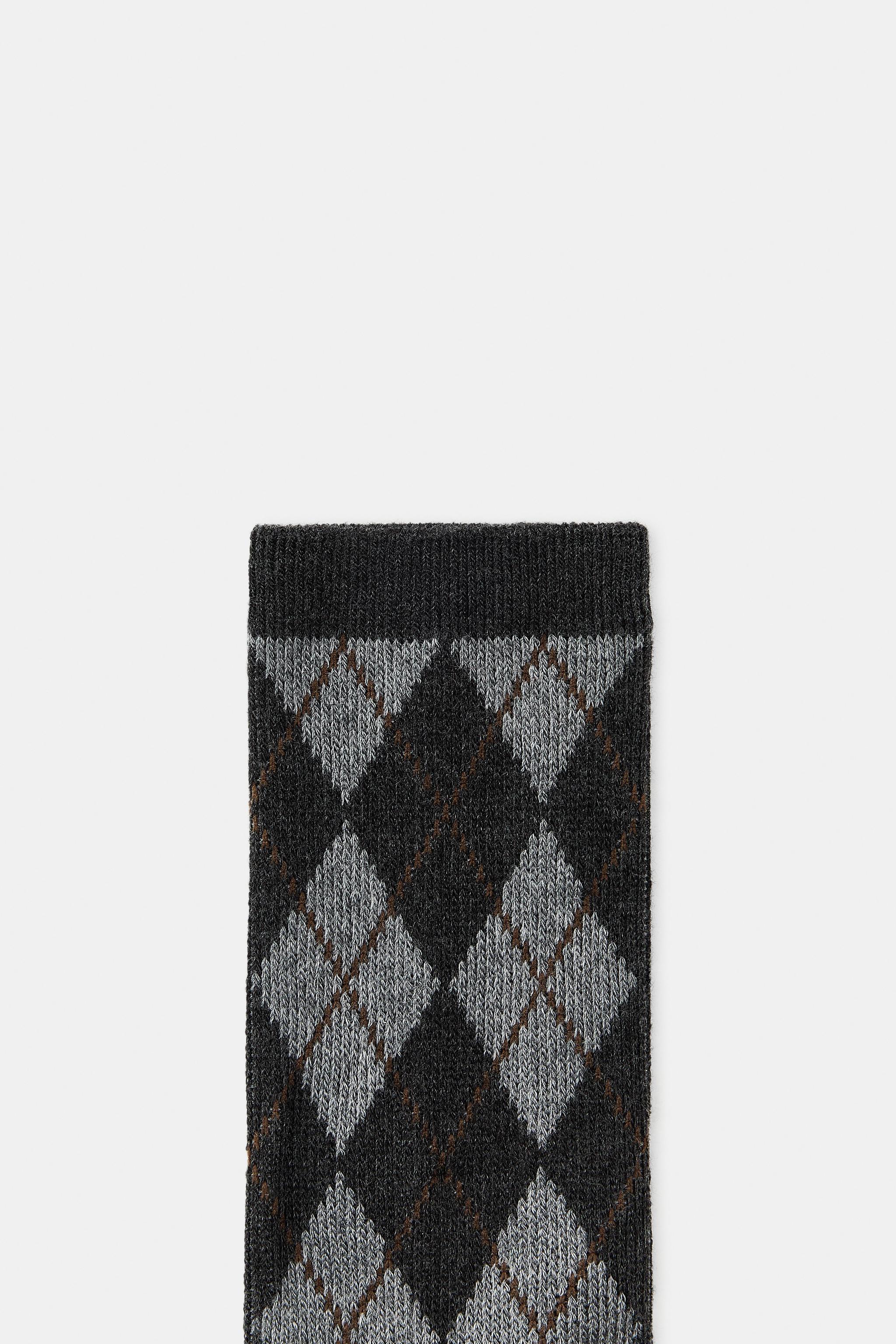 ХЛОПКОВЫЕ НОСКИ С АЛМАЗНЫМ УЗОРОМ