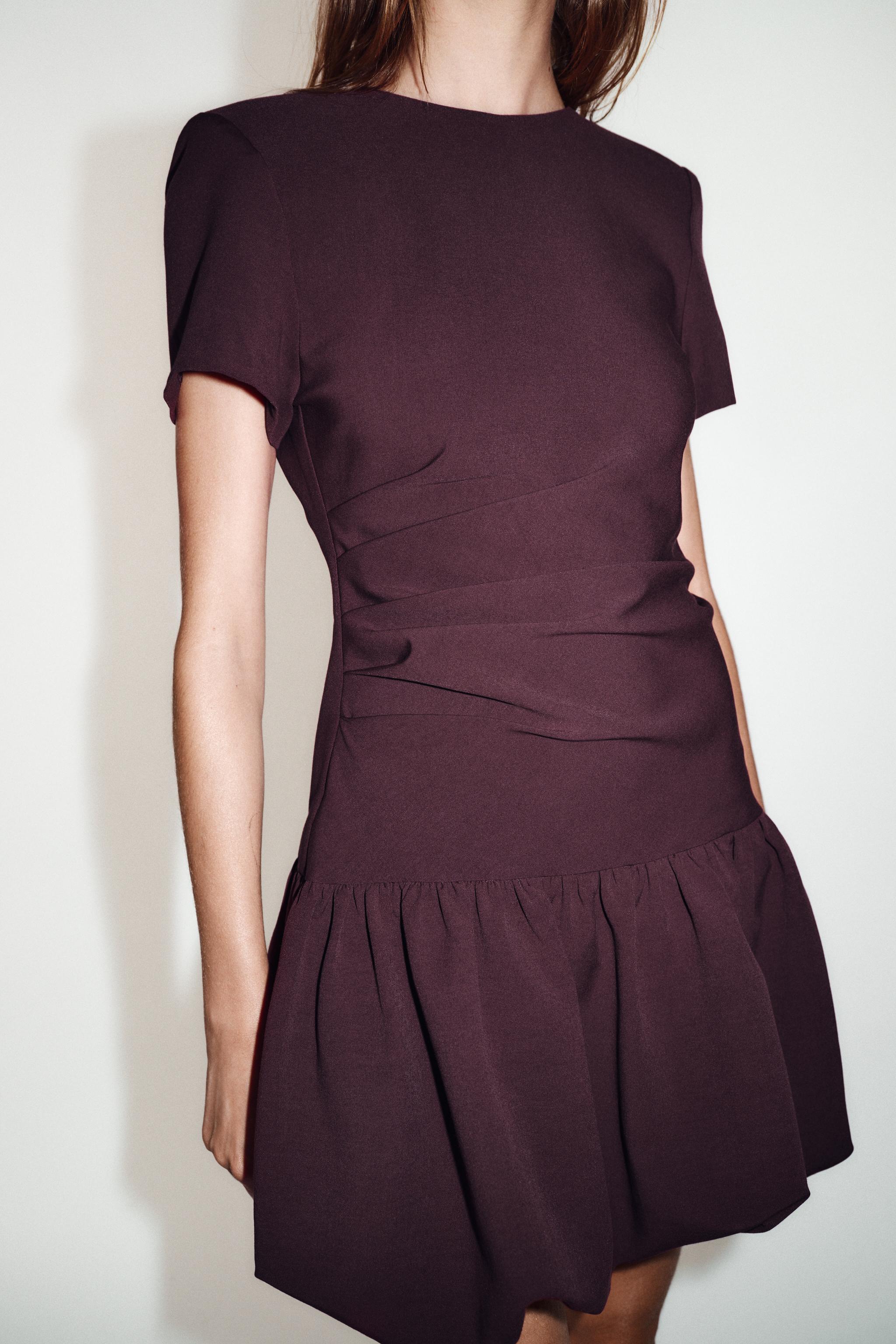 КОРОТКОЕ ПЛАТЬЕ С ВОЗДУХОМ