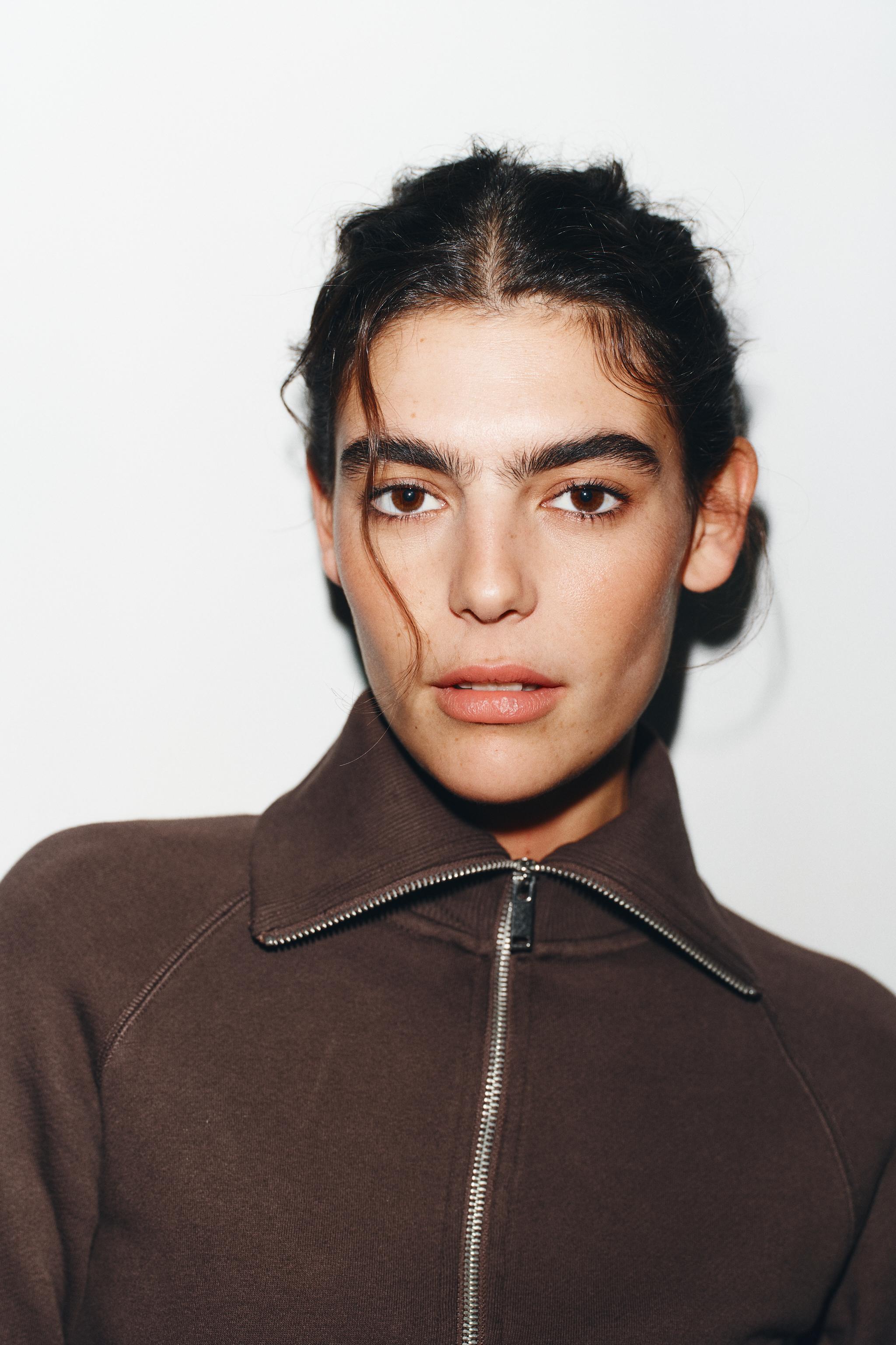 ПЛЮШЕВАЯ КУРТКА НА МОЛНИИ