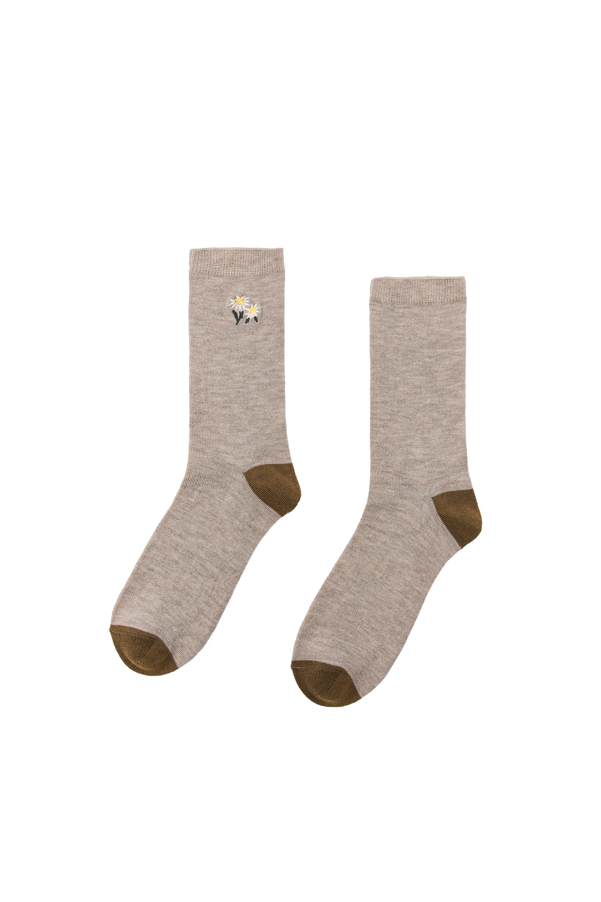 НОСКИ С ВЫШИВКОЙ