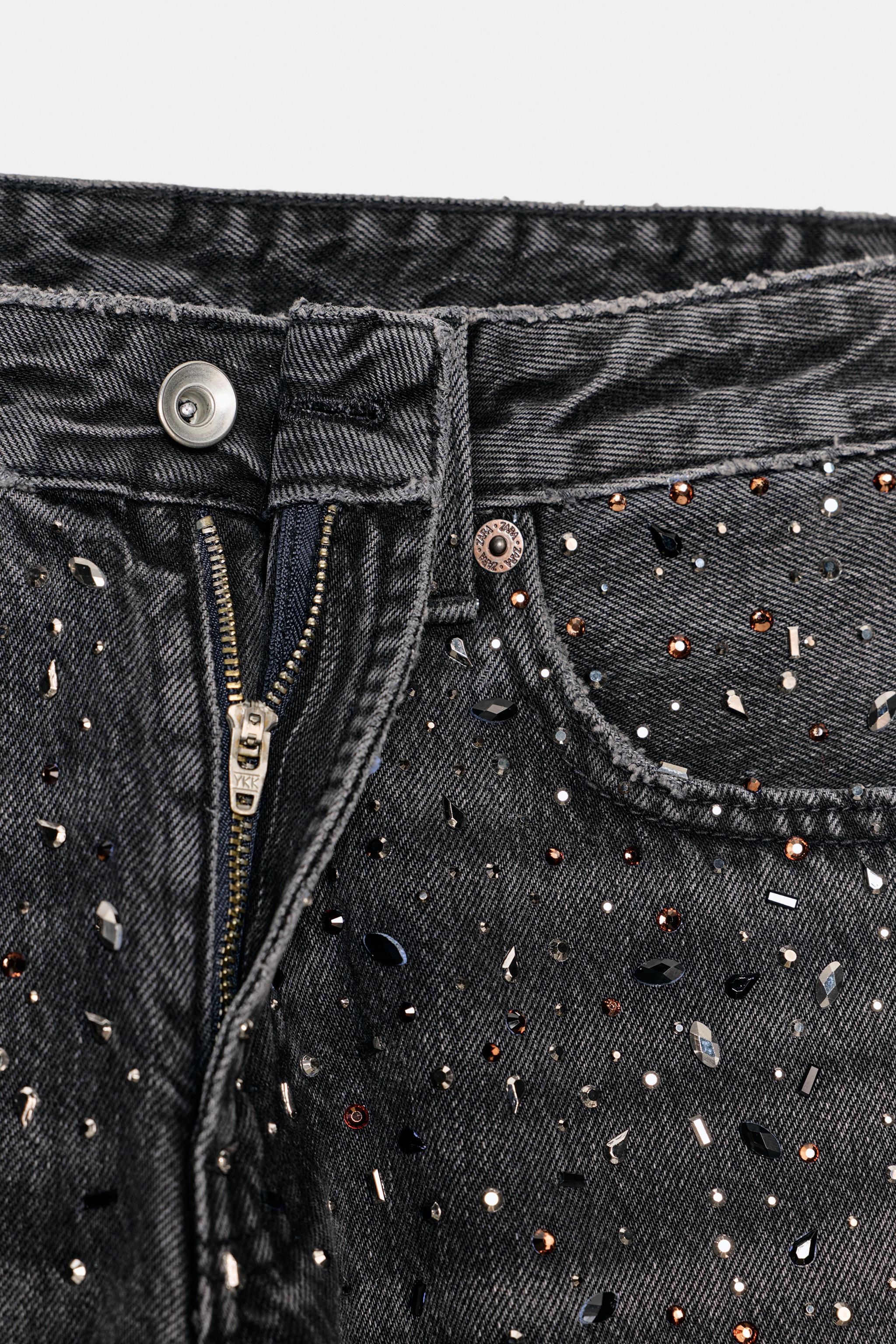 ПРЯМЫЕ ДЖИНСЫ TRF С НИЗКОЙ ПОСАДКОЙ И СТРАЗАМИ